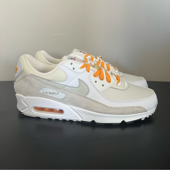 NEW Nike Air Max 90 SE First Use White Gold - Picture 5 of 8